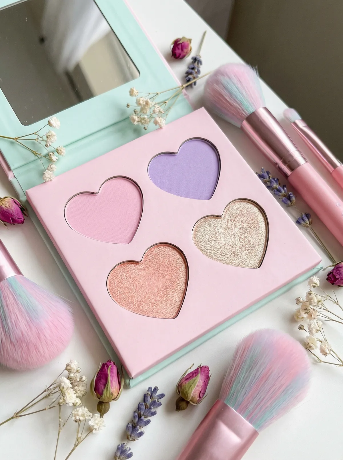 决胜法庭电视剧演员表 美妆教室心形眼影盘教程